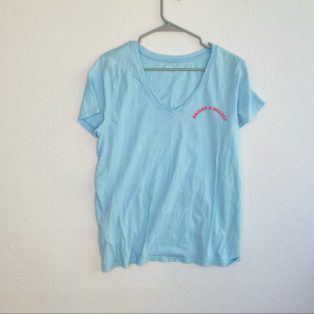 Old Navy Sz XL blue V-neck T-shirt
